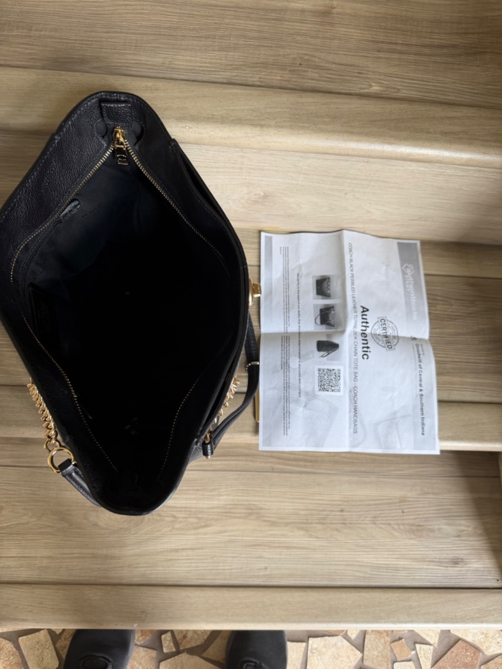 Coach Bag - Picture 3 of 3